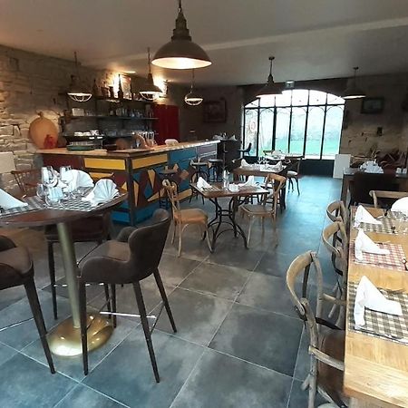 Auberge De Saint Jean Ploumilliau Esterno foto