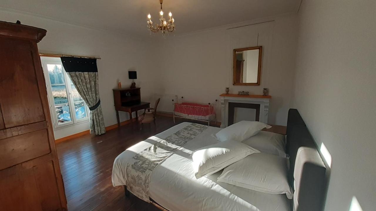 Auberge De Saint Jean Ploumilliau Esterno foto