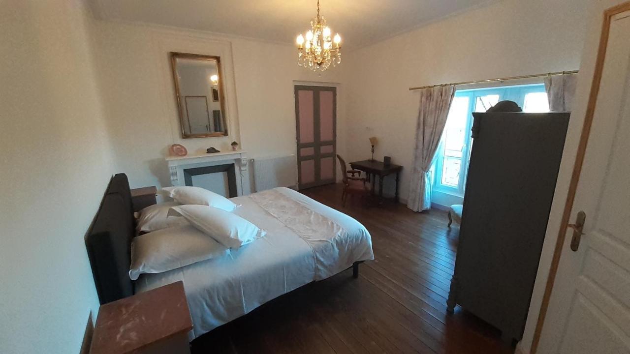 Auberge De Saint Jean Ploumilliau Esterno foto
