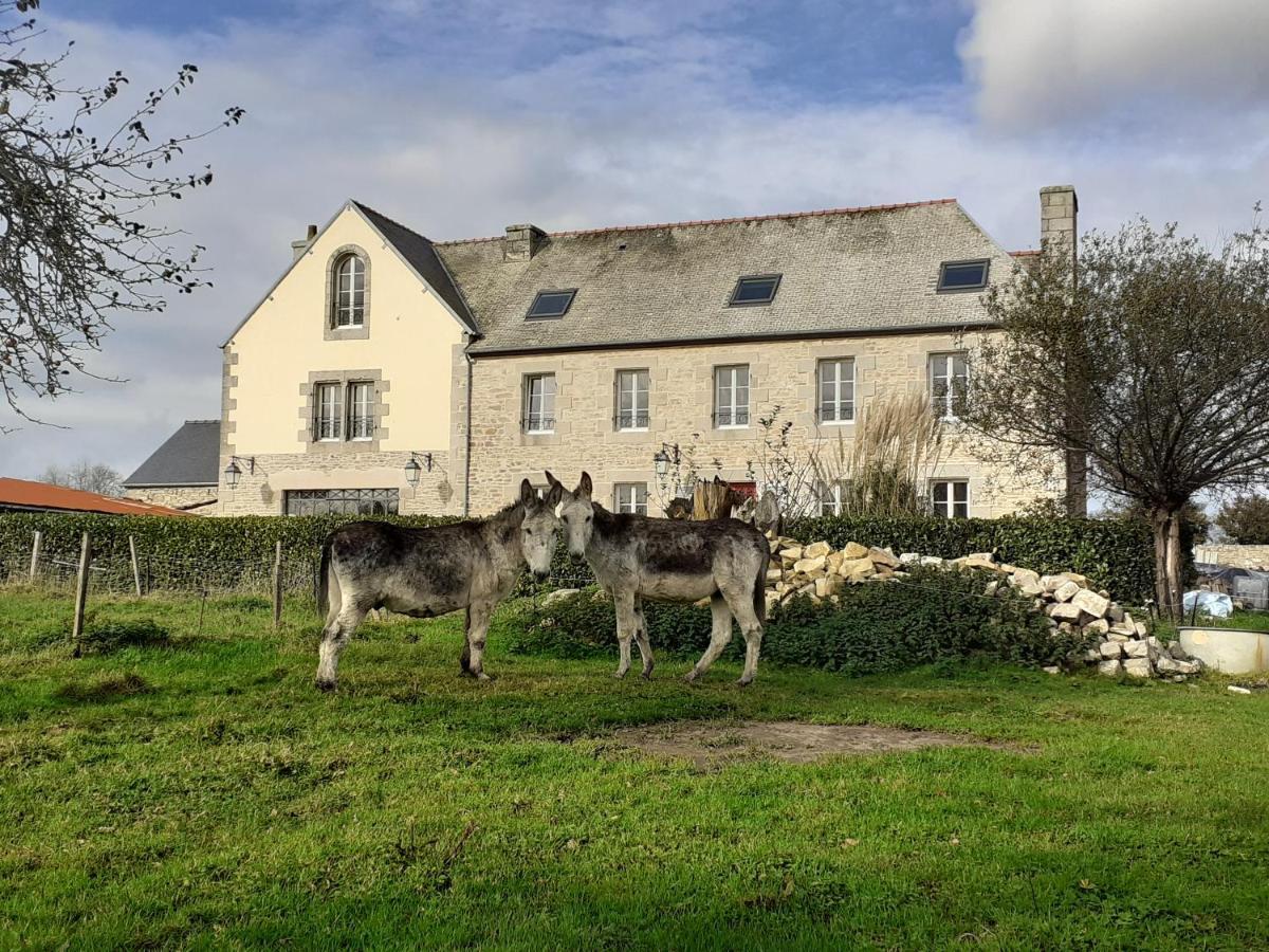 Auberge De Saint Jean Ploumilliau Esterno foto